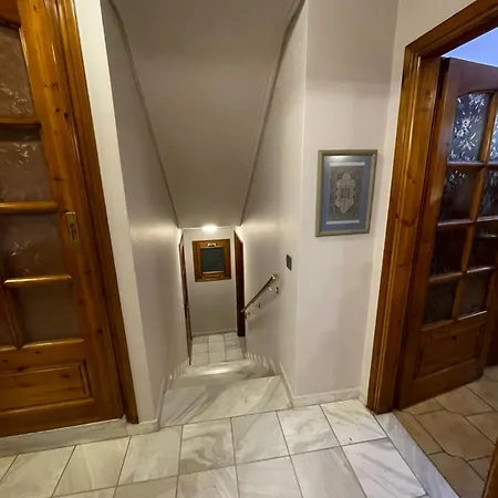 Διαμέρισμα Varousi House *