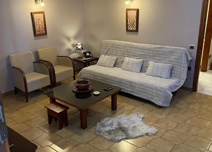 Under The Castle Apartment